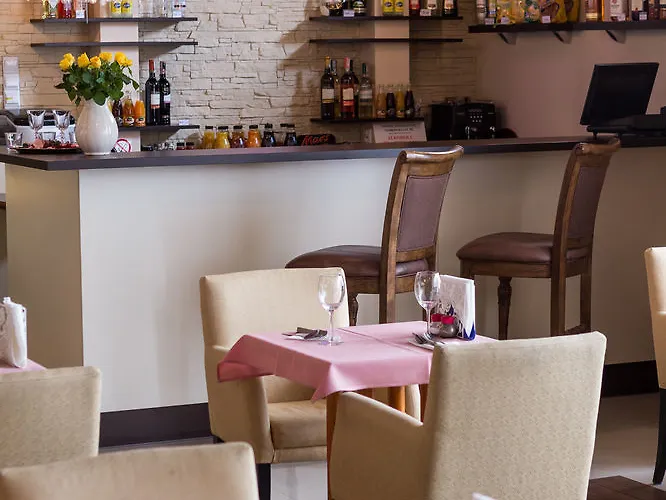 Gryf Ξενοδοχείο 2*