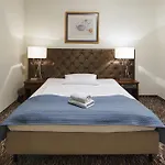 Gryf Hotel